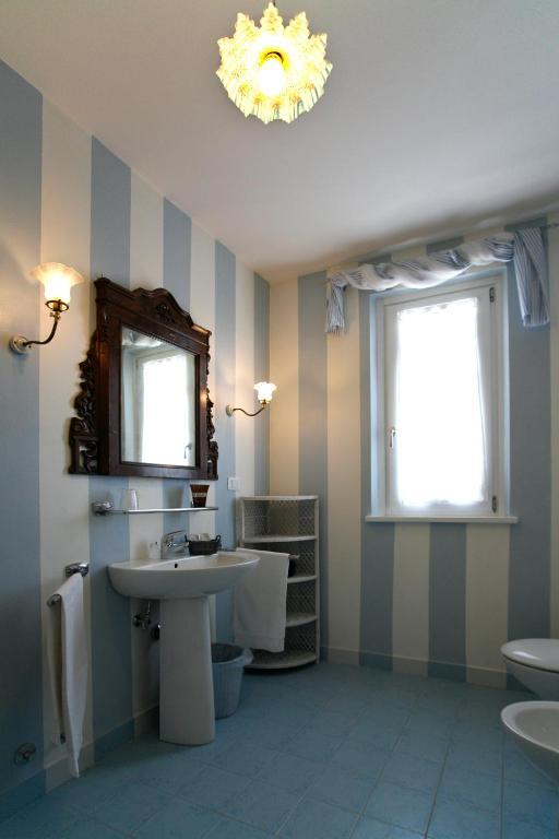 Villa Amelia Rooms Marina di Pietrasanta Rom bilde
