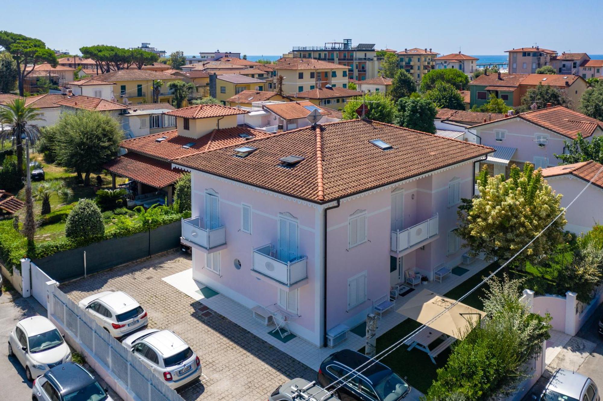 Villa Amelia Rooms Marina di Pietrasanta Eksteriør bilde