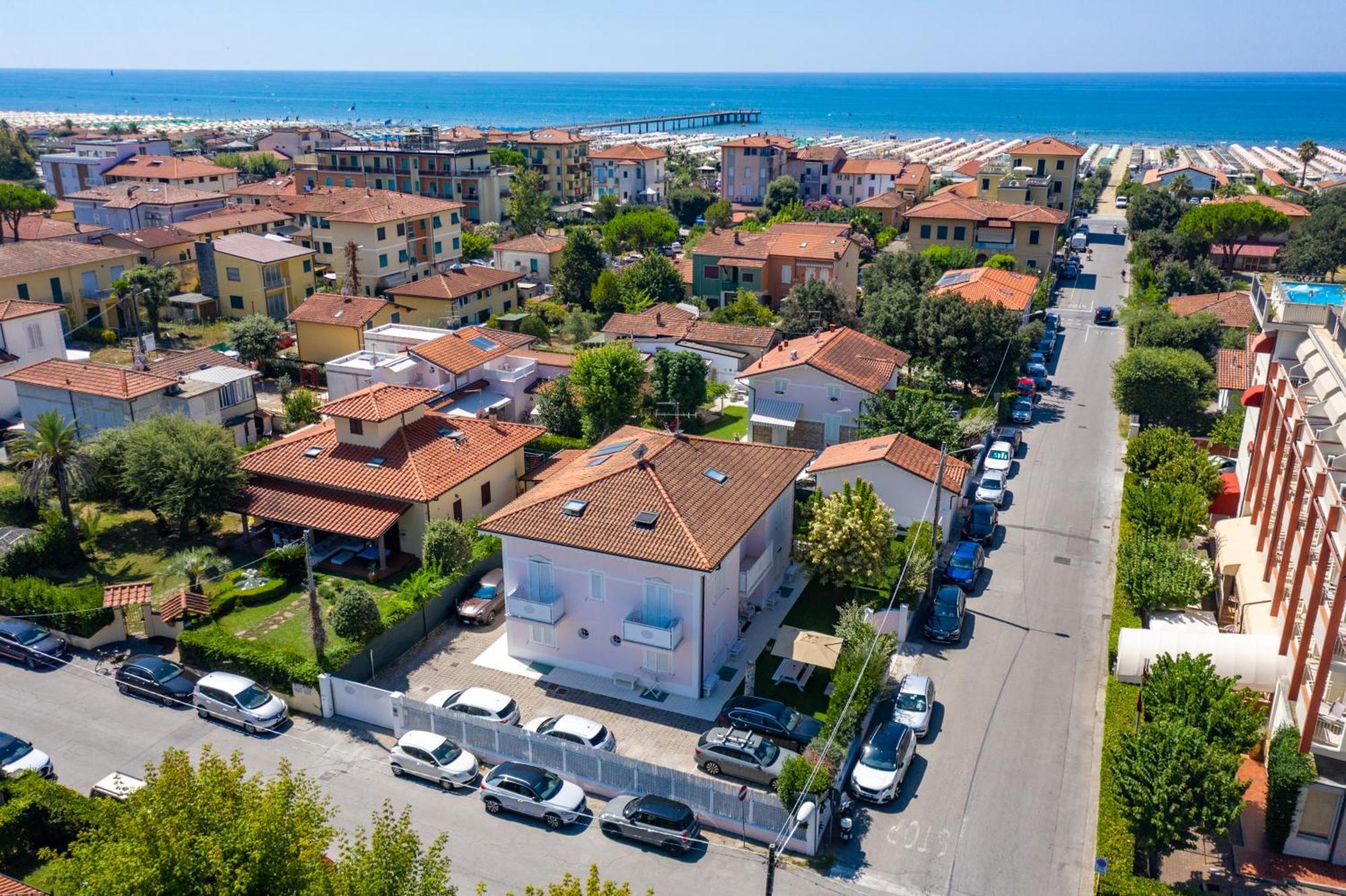 Villa Amelia Rooms Marina di Pietrasanta Eksteriør bilde