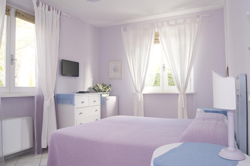 Villa Amelia Rooms Marina di Pietrasanta Eksteriør bilde